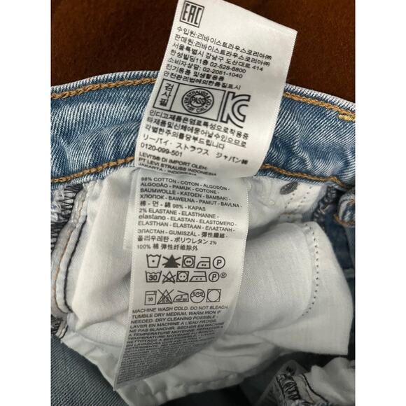 Levi's Wedgie Fit Ankle Jeans - Picture 5 of 6